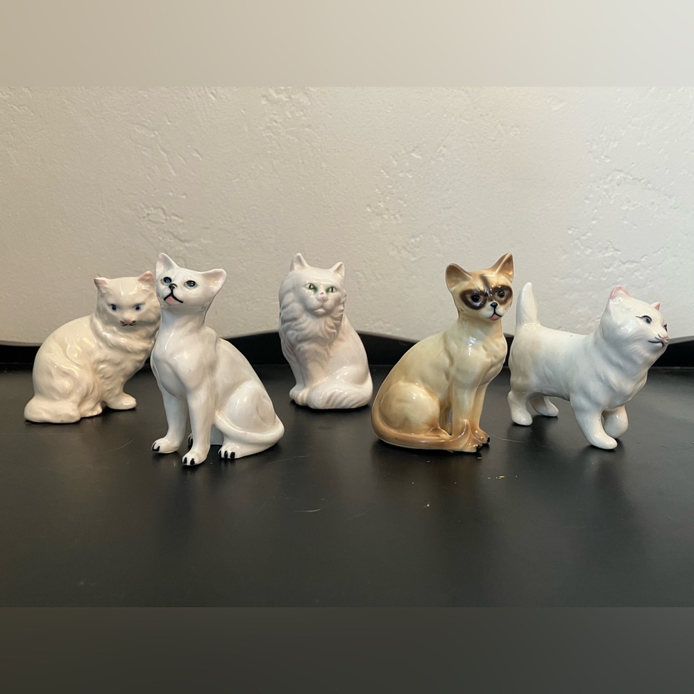 Set of 5 Vintage Cat Figurines